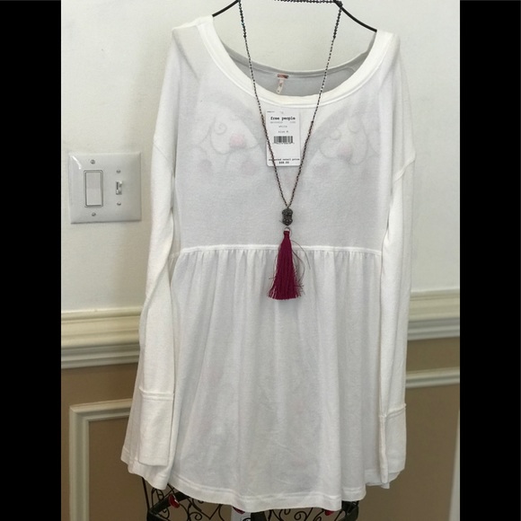 Free People Tops - FREE PEOPLE WHITE LONG SLEEVE TOP NWT